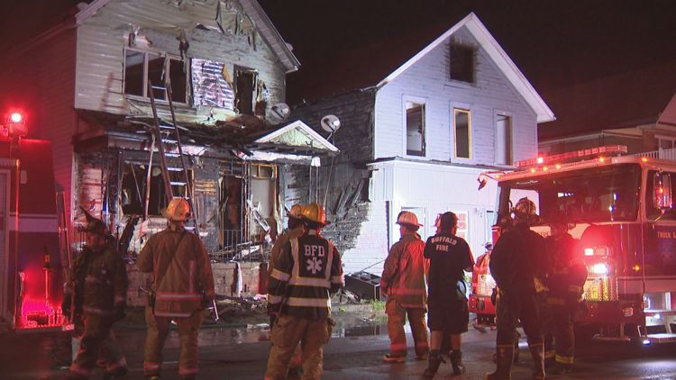 Buffalo Fire: Investigation underway after 2 vacant homes catch fire Wednesday night — Larchmont Community news