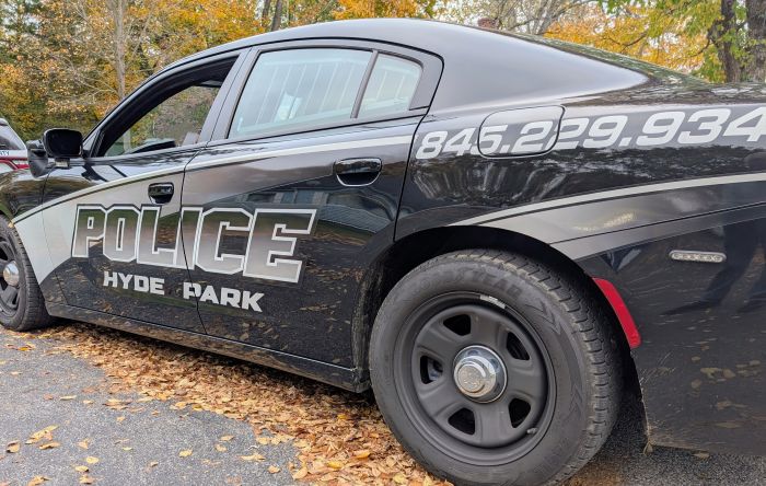 Police investigate Route 9 accident in Hyde Park — Mid Hudson News (Poughkeepsie)